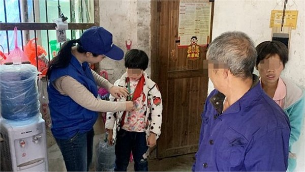 金秋送暖，湖南省慈善總會走訪貧困精神障礙患者