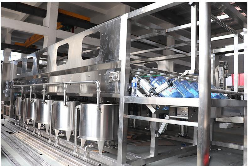 大型桶裝水灌裝機